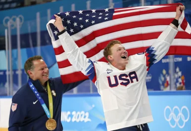 История Олимпийского золота США: как Брэди Ткачук праздновал победу с допинг-офицером История Олимпийского золота США: как Брэди Ткачук праздновал победу с допинг-офицером